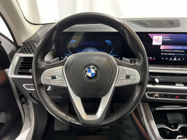 Thumbnail: 2024 BMW X7 - 10