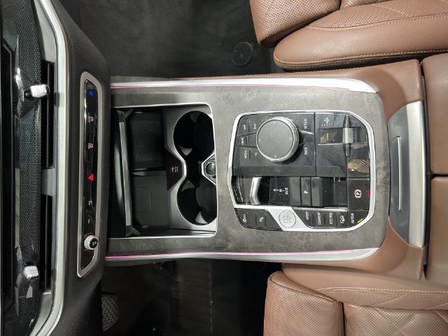 Thumbnail: 2023 BMW X7 - 14