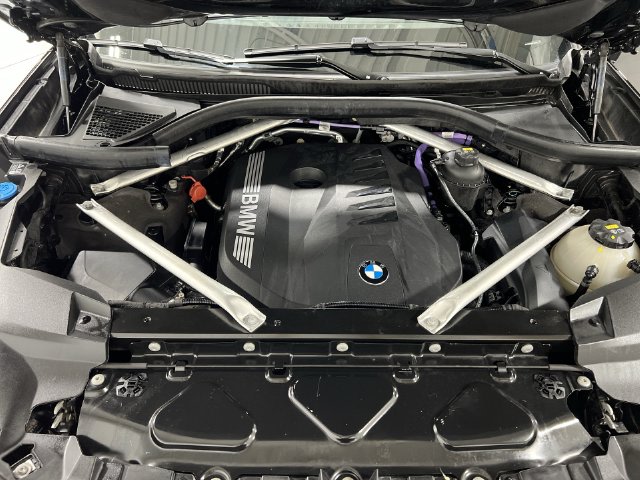 Thumbnail: 2023 BMW X7 - 8