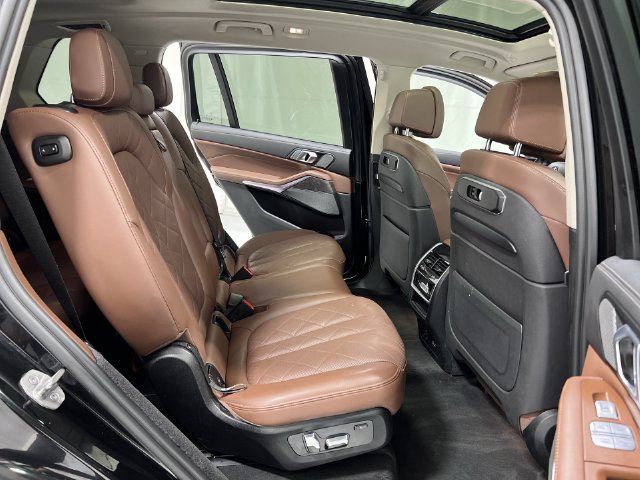 Thumbnail: 2023 BMW X7 - 27