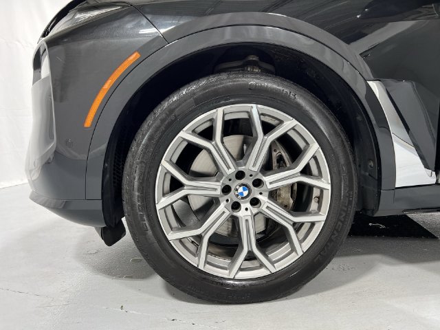 Thumbnail: 2023 BMW X7 - 7