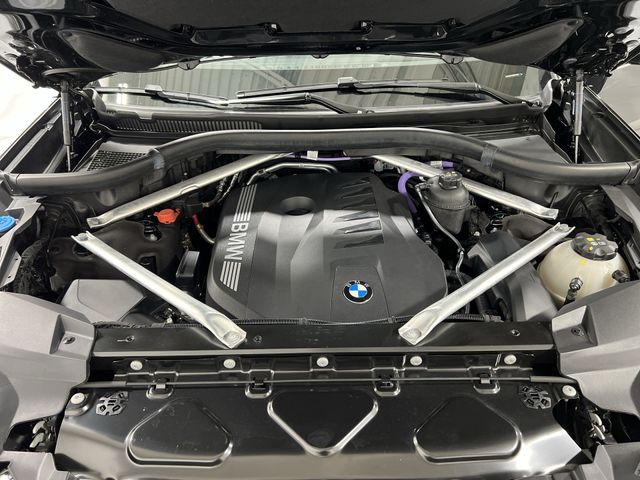 Thumbnail: 2024 BMW X7 - 9