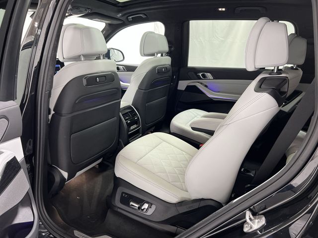 Thumbnail: 2024 BMW X7 - 13