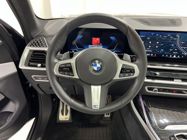 Thumbnail: 2024 BMW X7 - 10