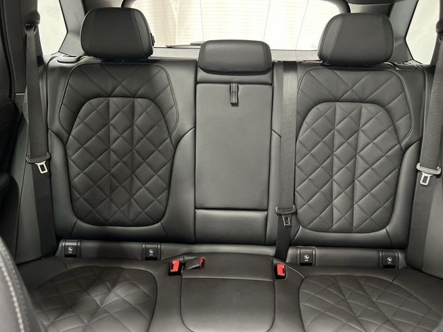 Thumbnail: 2024 BMW X5 - 12