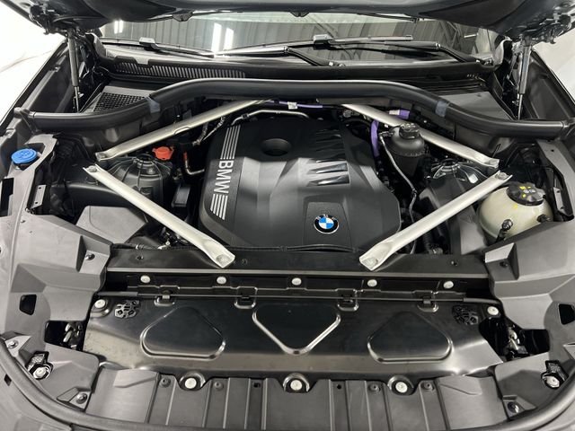 Thumbnail: 2024 BMW X5 - 8