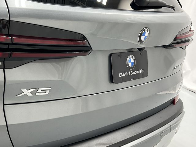 Thumbnail: 2024 BMW X5 - 25