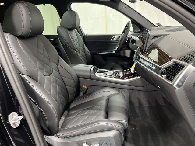 Thumbnail: 2026 BMW X5 - 29