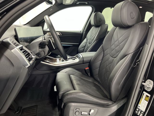Thumbnail: 2026 BMW X5 - 12