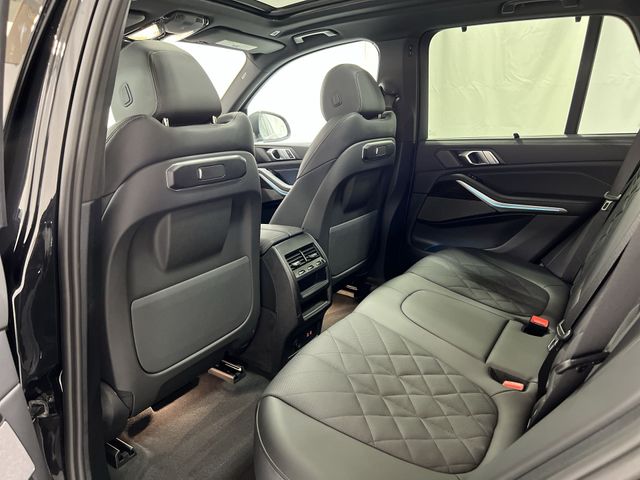 Thumbnail: 2026 BMW X5 - 27