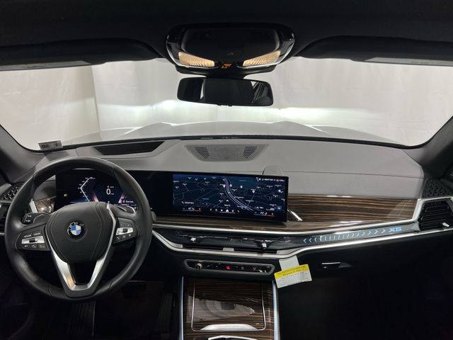 Thumbnail: 2026 BMW X5 - 2