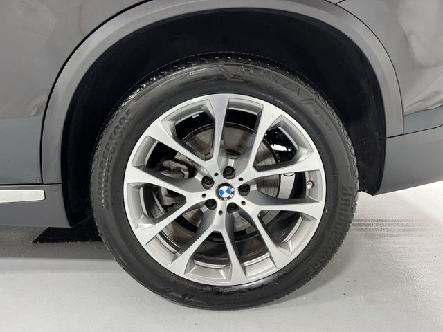 Thumbnail: 2026 BMW X5 - 8
