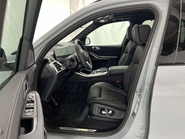 Thumbnail: 2026 BMW X5 - 11