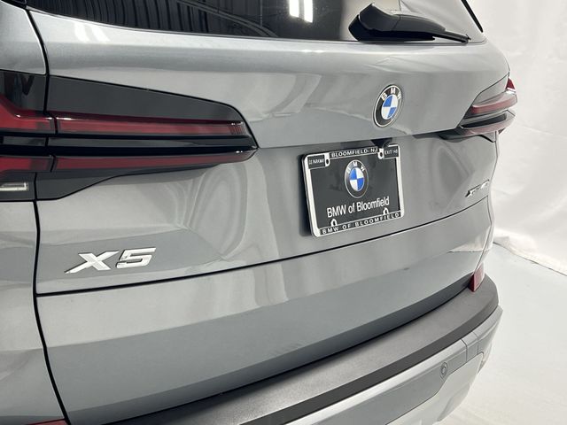 Thumbnail: 2024 BMW X5 - 25