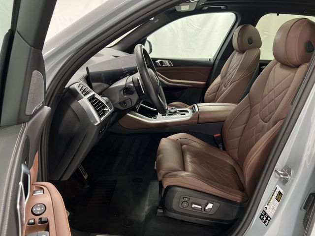 Thumbnail: 2024 BMW X5 - 11