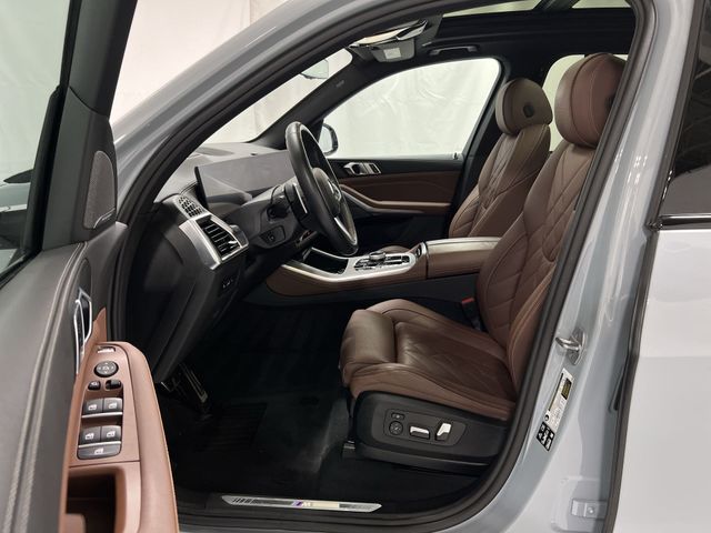 Thumbnail: 2024 BMW X5 - 10