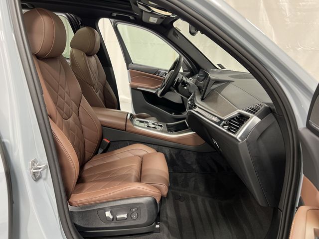 Thumbnail: 2024 BMW X5 - 27
