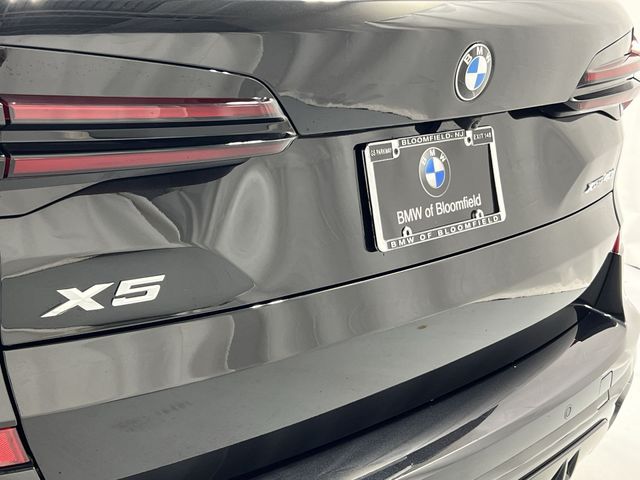 Thumbnail: 2026 BMW X5 - 26