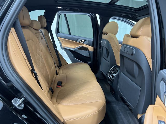 Thumbnail: 2024 BMW X5 - 28