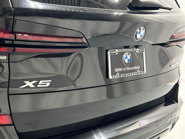Thumbnail: 2024 BMW X5 - 7