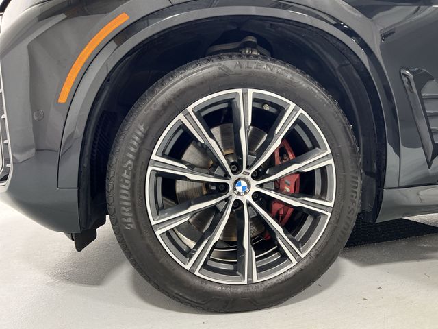 Thumbnail: 2024 BMW X5 - 8