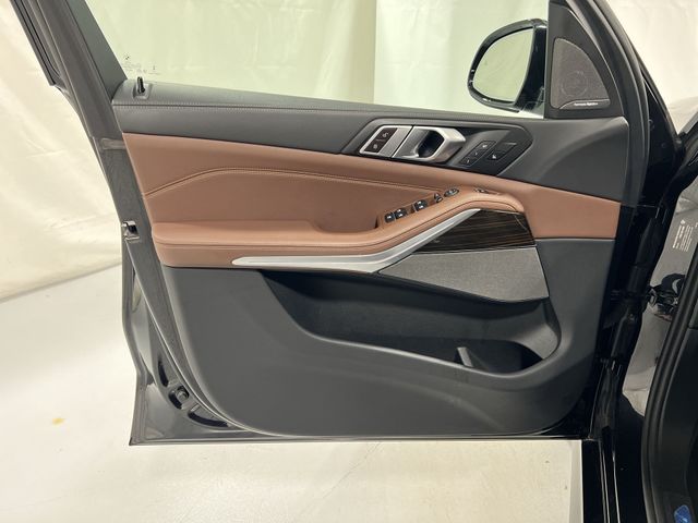 Thumbnail: 2024 BMW X5 - 32
