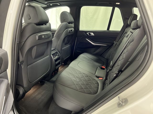 Thumbnail: 2024 BMW X5 - 27