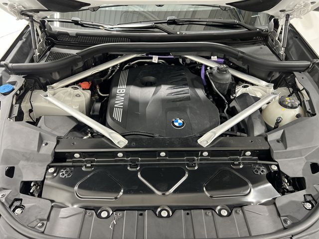 Thumbnail: 2024 BMW X5 - 9
