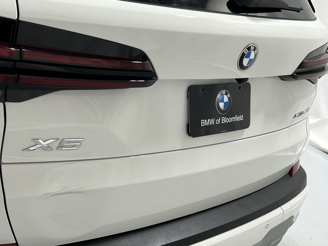 Thumbnail: 2024 BMW X5 - 25