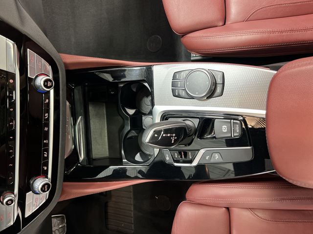 Thumbnail: 2020 BMW X4 - 14