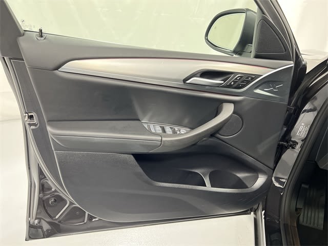 Thumbnail: 2025 BMW X4 - 32