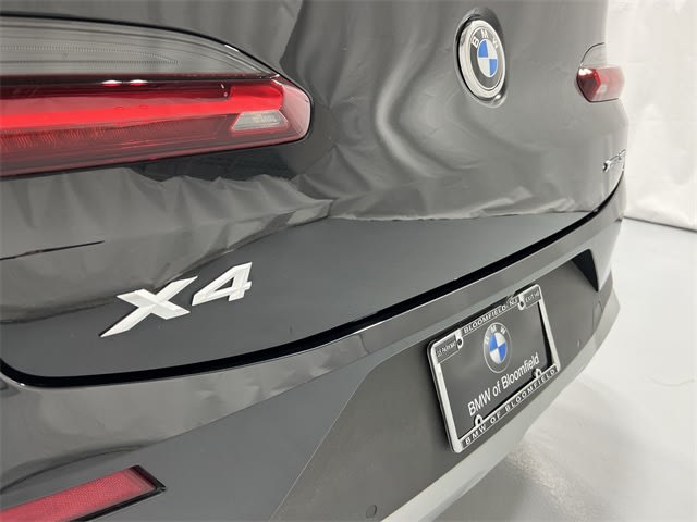 Thumbnail: 2025 BMW X4 - 7
