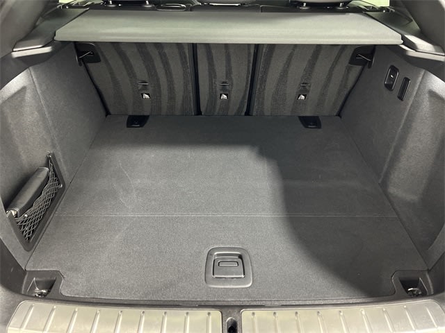 Thumbnail: 2025 BMW X4 - 17