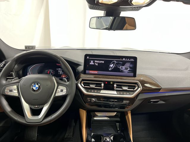 Thumbnail: 2023 BMW X4 - 2