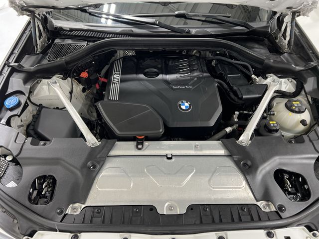 Thumbnail: 2022 BMW X4 - 8