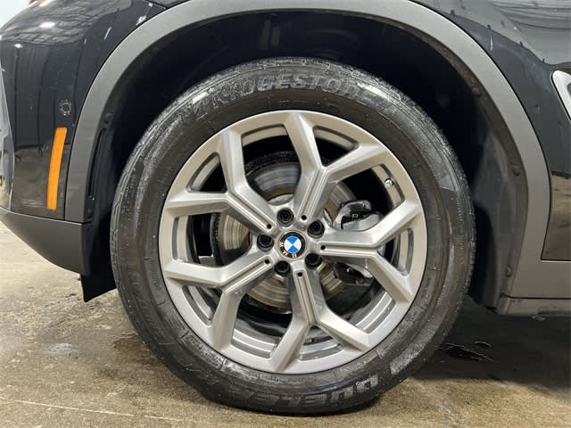 Thumbnail: 2022 BMW X4 - 8
