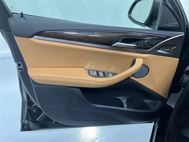 Thumbnail: 2025 BMW X4 - 35