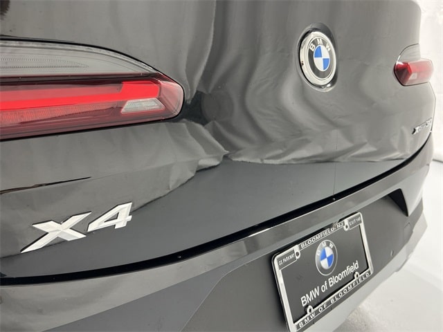 Thumbnail: 2025 BMW X4 - 7