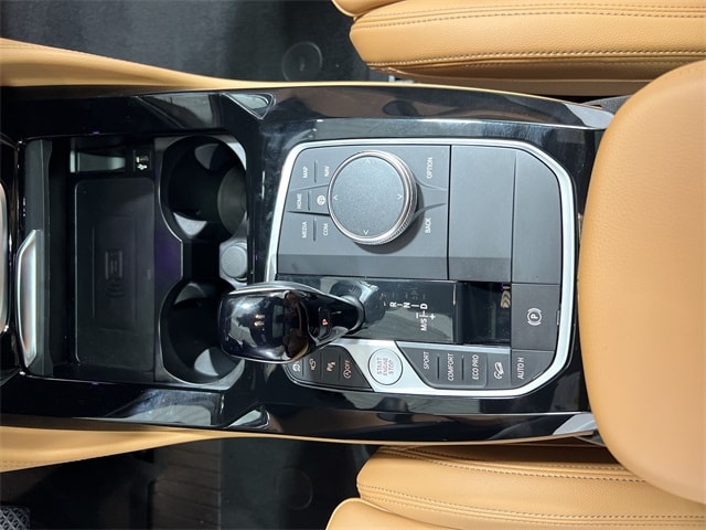 Thumbnail: 2025 BMW X4 - 15