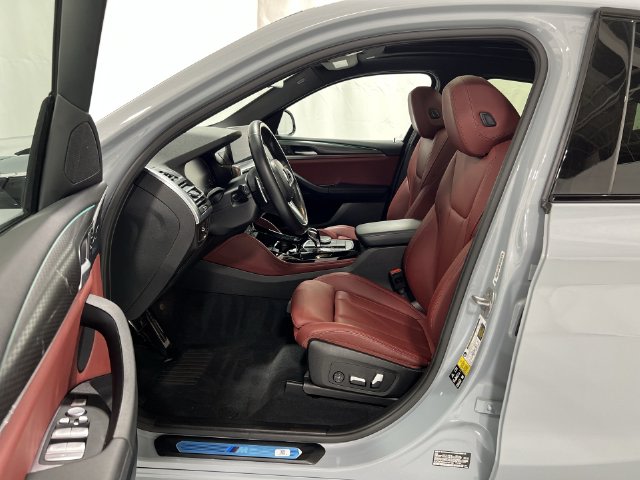 Thumbnail: 2024 BMW X4 - 10
