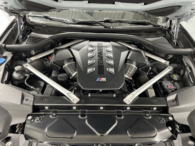 Thumbnail: 2024 BMW X7 - 9