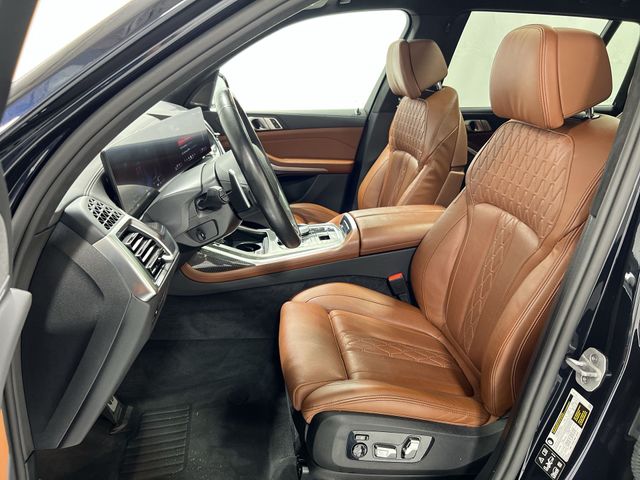 Thumbnail: 2026 BMW X7 - 11