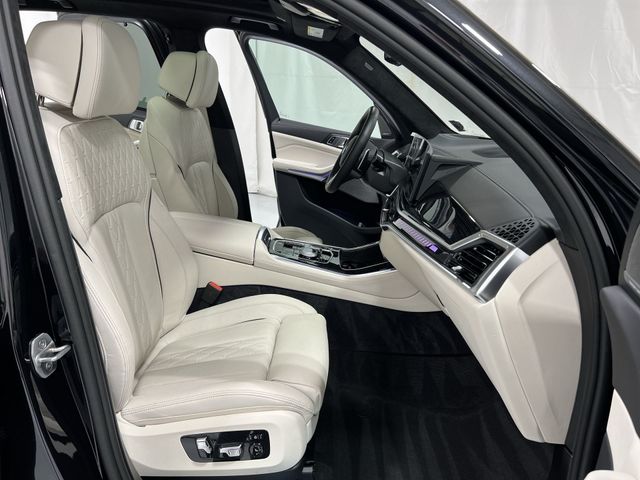 Thumbnail: 2026 BMW X5 - 28