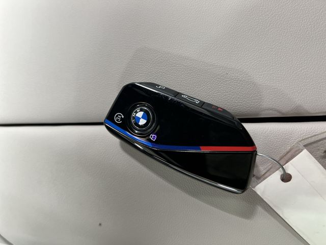 Thumbnail: 2026 BMW X5 - 7
