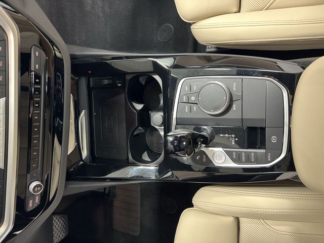 Thumbnail: 2024 BMW X3 - 14
