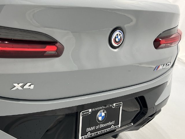 Thumbnail: 2023 BMW X4 - 28
