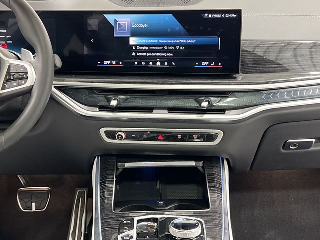 Thumbnail: 2026 BMW X5 - 13