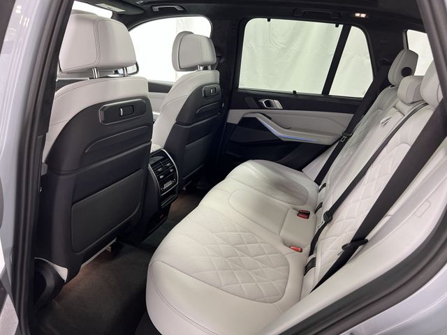 Thumbnail: 2026 BMW X5 - 27