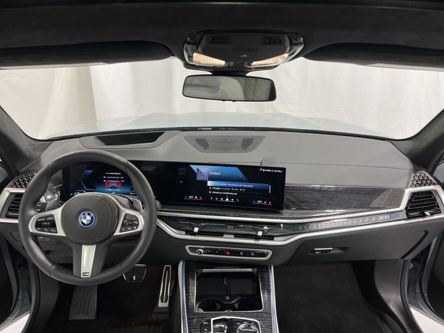 Thumbnail: 2026 BMW X5 - 2