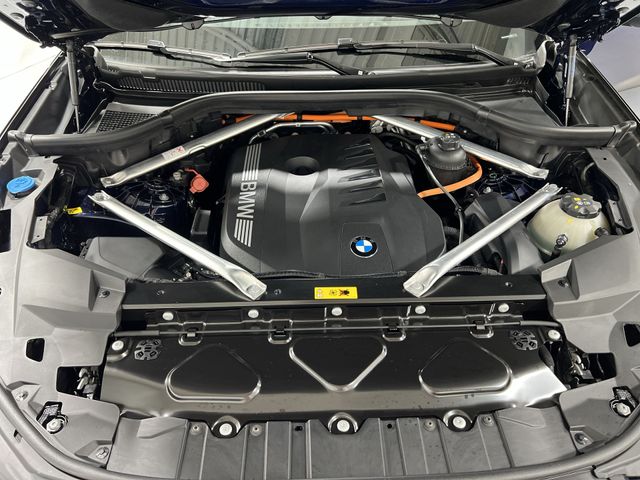 Thumbnail: 2026 BMW X5 - 9